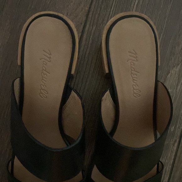 Madewell Sandels - Picture 3 of 3